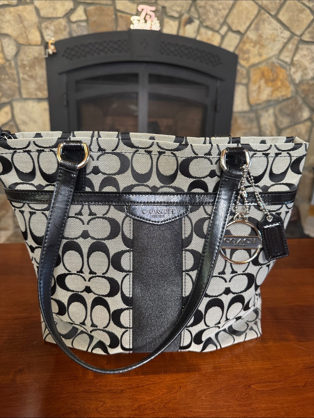 Coach Signature C Black/Silver Canvas Patent Leather Tote F28504 Pristine